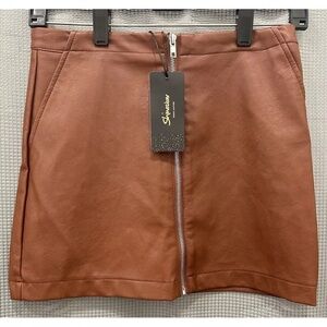 NWT vegan Leather Zipper Detail Shinestar Mini Skirt Womens Small Brown tan sexy